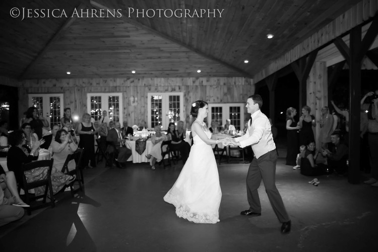 becker farms outdoor wedding photographer buffalo ny_360