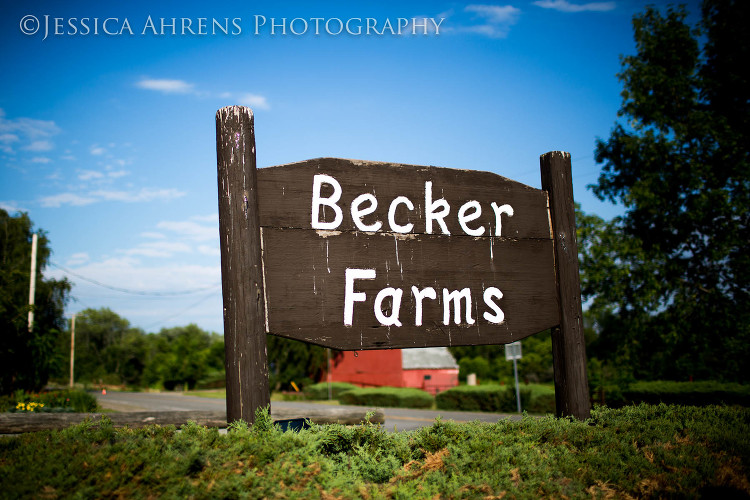 becker farms outdoor wedding photographer buffalo ny_412