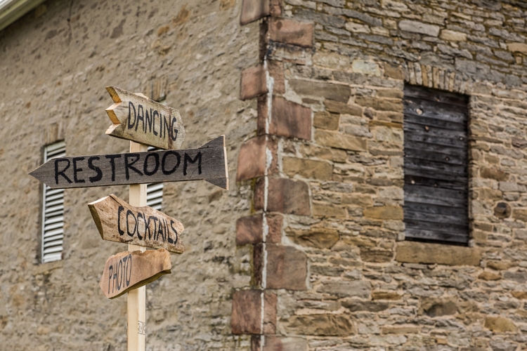 Rustic winery wedding photography at Freedom Run Winery in Lockport, NY, outside Buffalo.